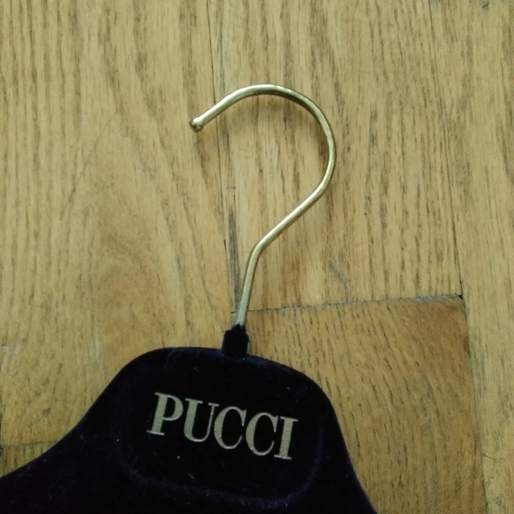 Pucci clothing hanger - Picture 3 of 4